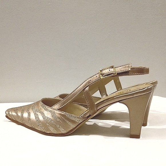 Gaja Raso Champagne Wedding Pumps | size 36 EU - Picture 8 of 9